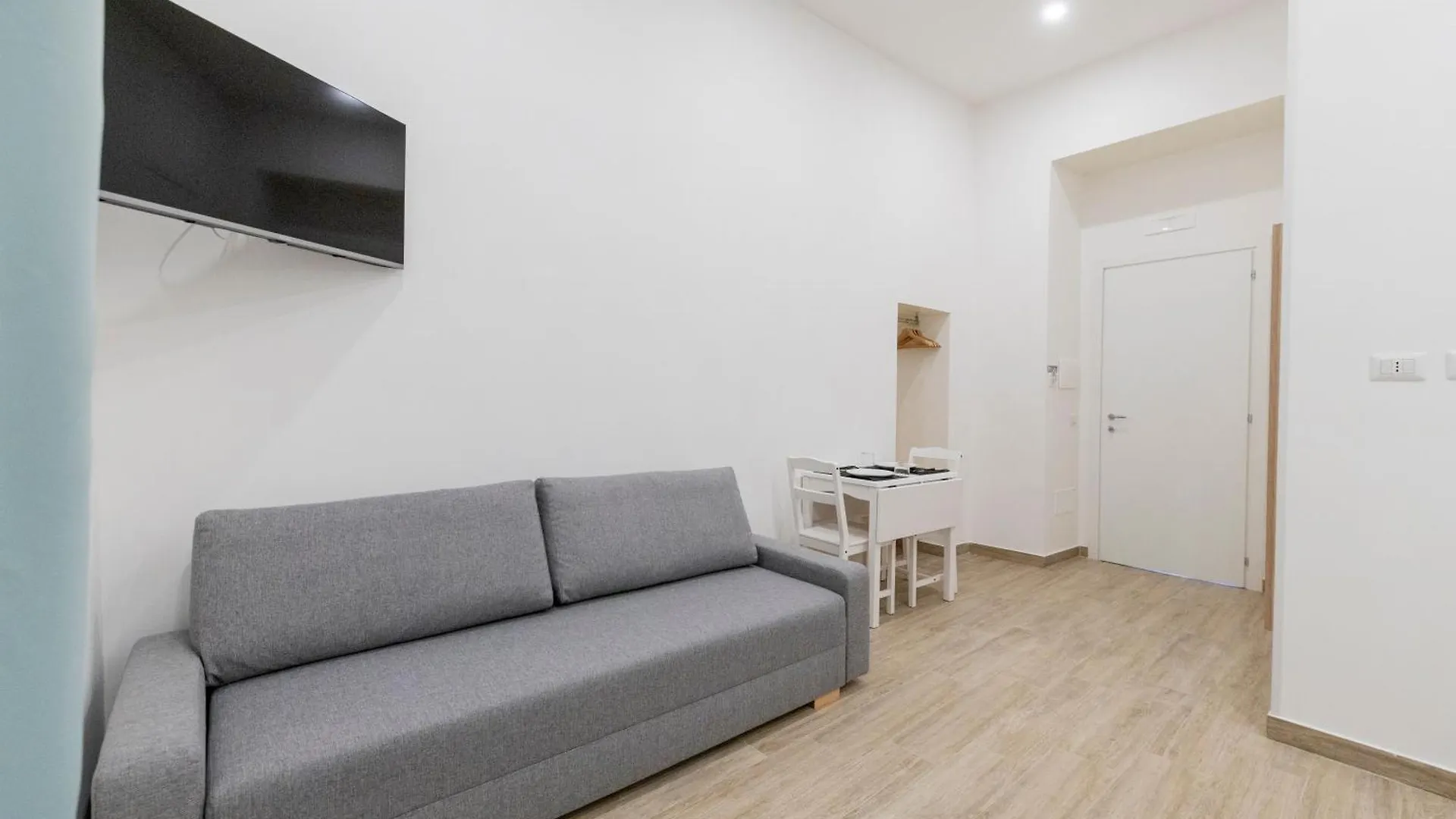 Casa Pontecorvo 05 Apartment Naples Italy